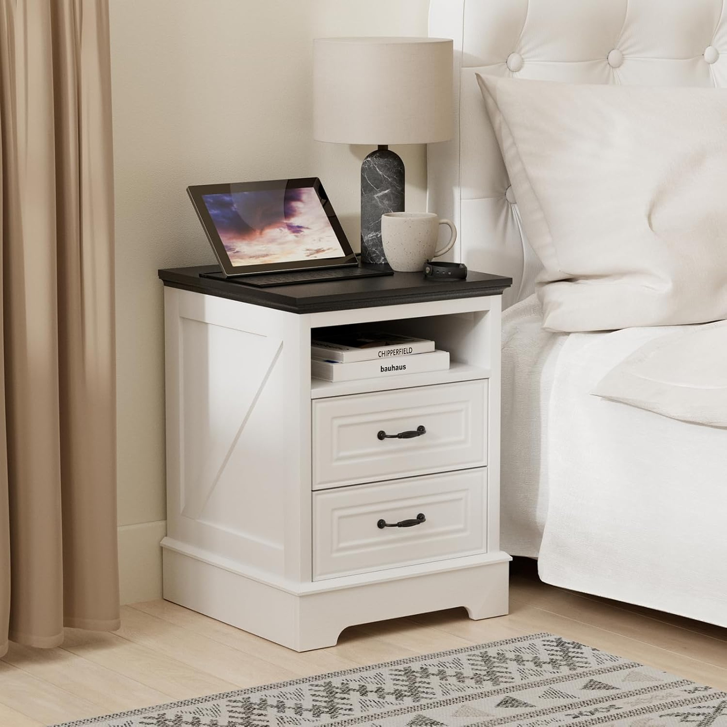 Gonicha Night Stand